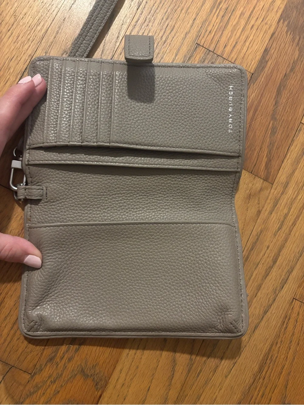 Tory Burch compact taupe